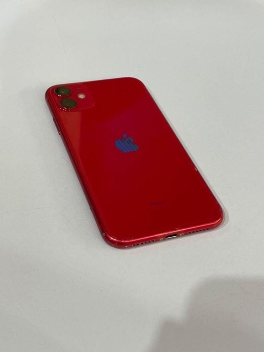 Vând iPhone 11 de 128gb‼️
