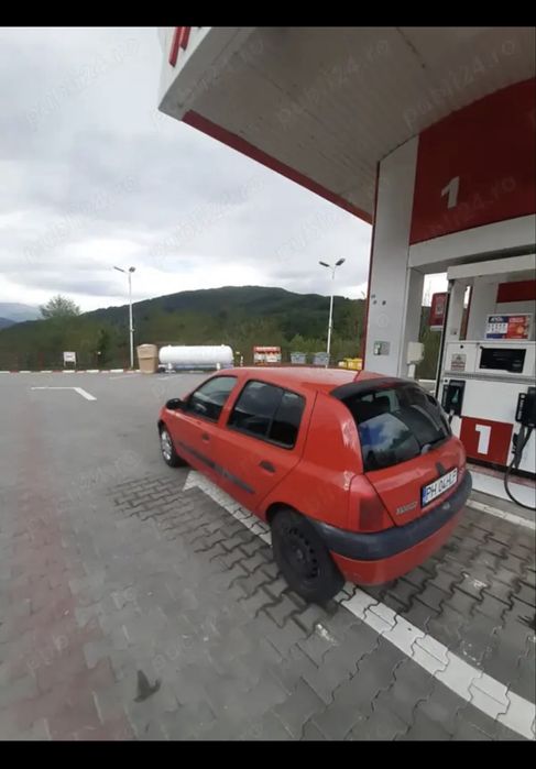 Renault Clio 2001.