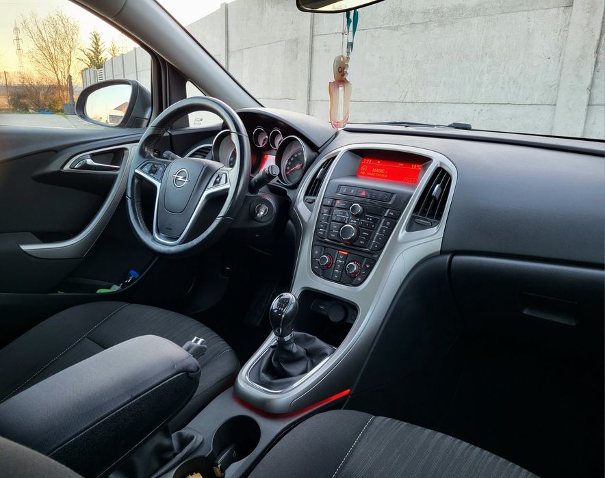 Opel Astra J 2013/ 1.7 Eco-flex/ euro 5/adus recent