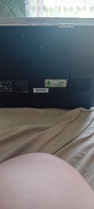 Vând laptop Acer de colecție vechi