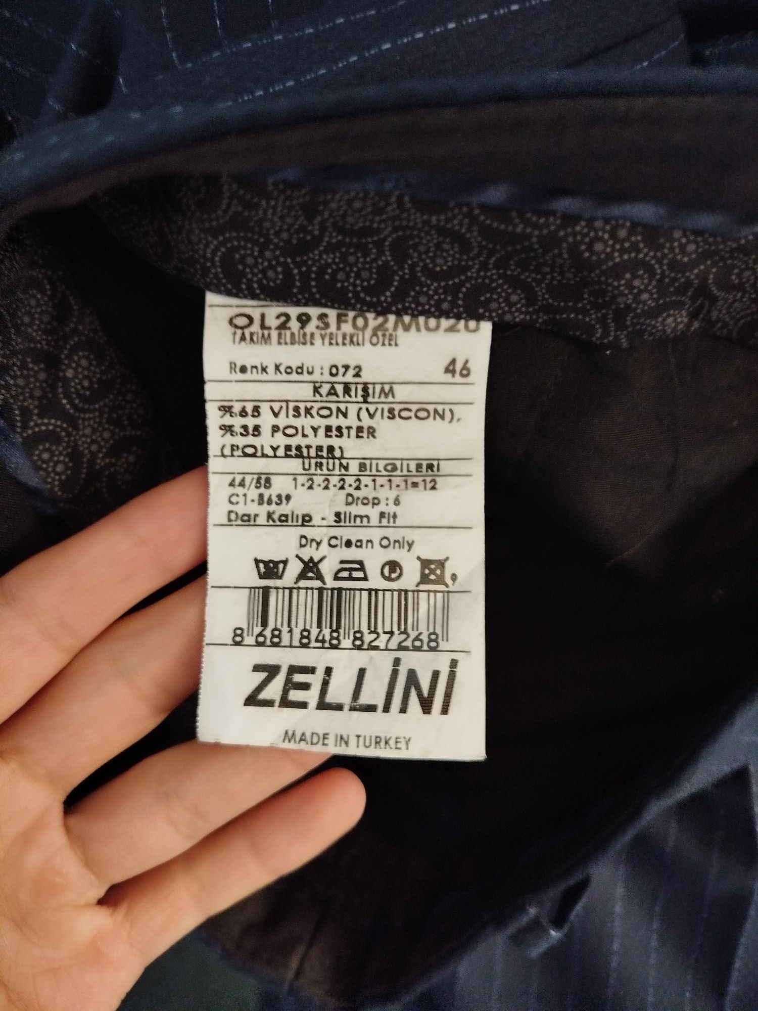 Kastyum shim razmeri korsatilgan