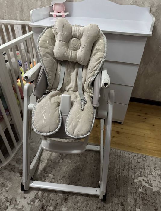 Детский стул для кормления