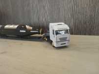 Метален камион Iveco !!!