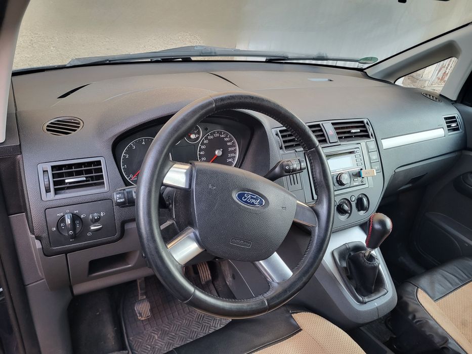 Ford Focus C Max 1.8 benzină.