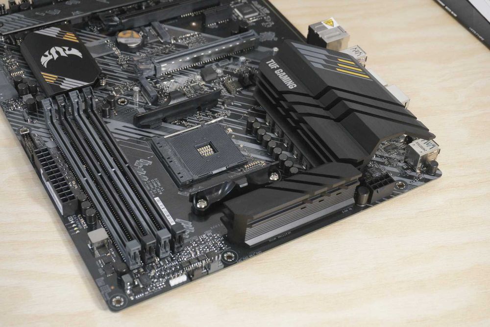 [AM4] ATX Дънна платка, дъно ASUS TUF B550-PLUS GAMING Вкл. ДДС