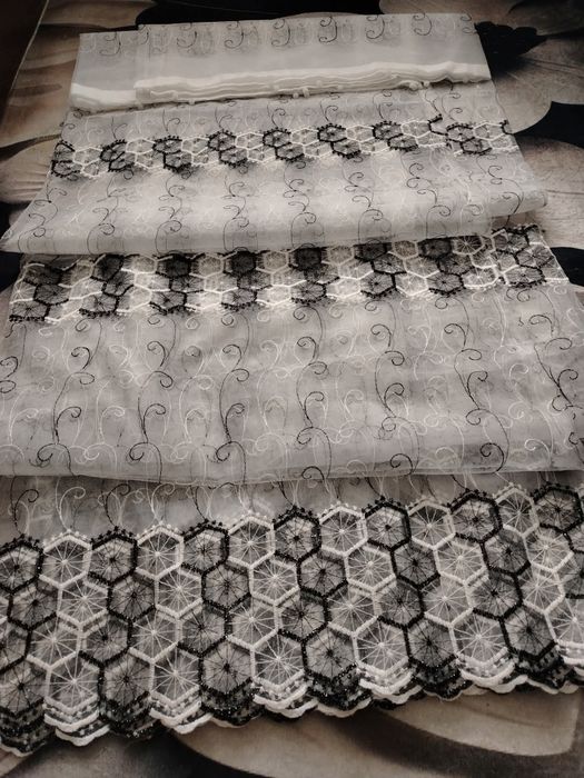 Ушити готови пердета 250вис 300шир по 16 лв бр