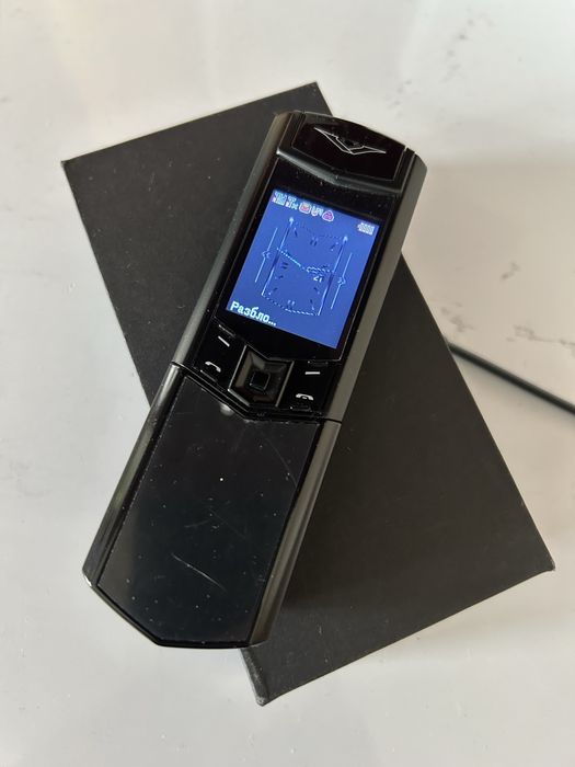 Телефон простой в отлич