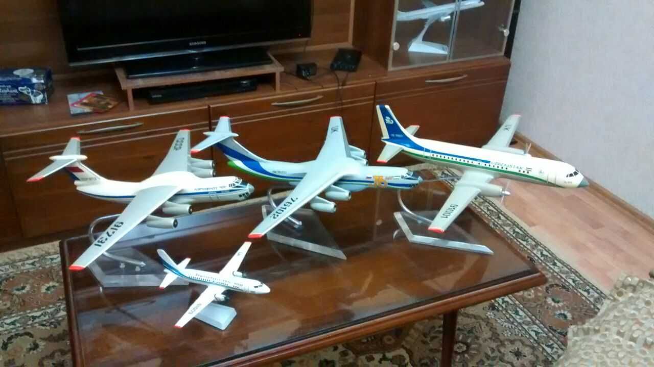 Boeing-727. Сборная модель самолета. 1:100.  ГДР. 1980-е.