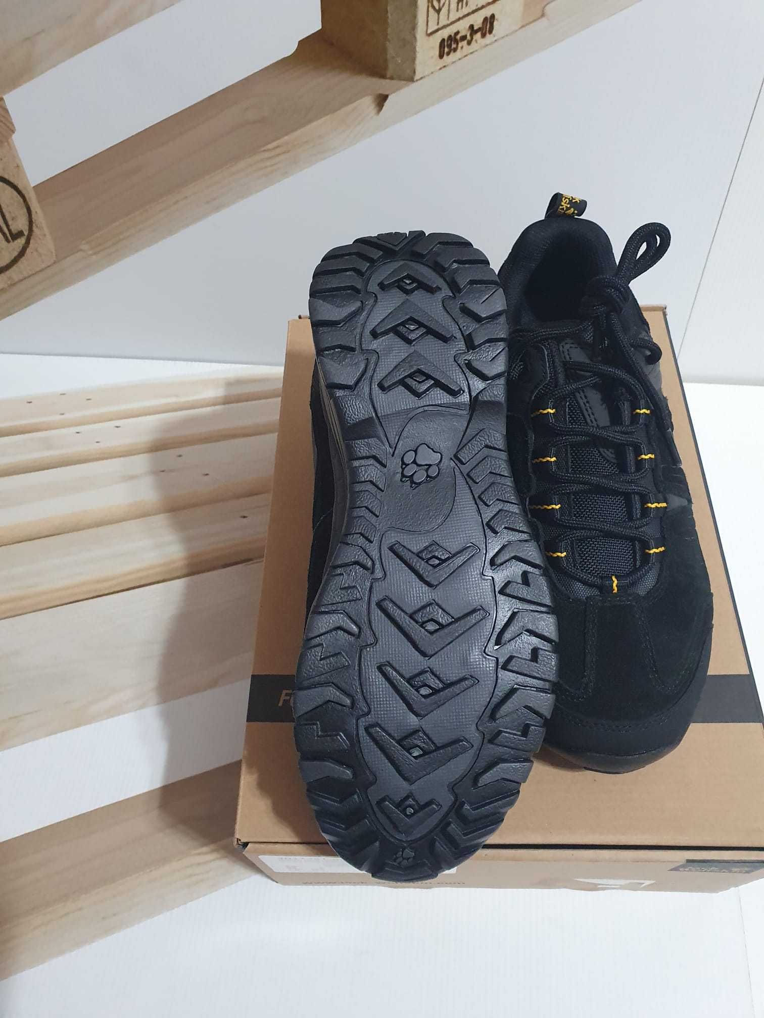 Jack Wolfskin Royal Hike masura 40.5 originali noi in cutie
