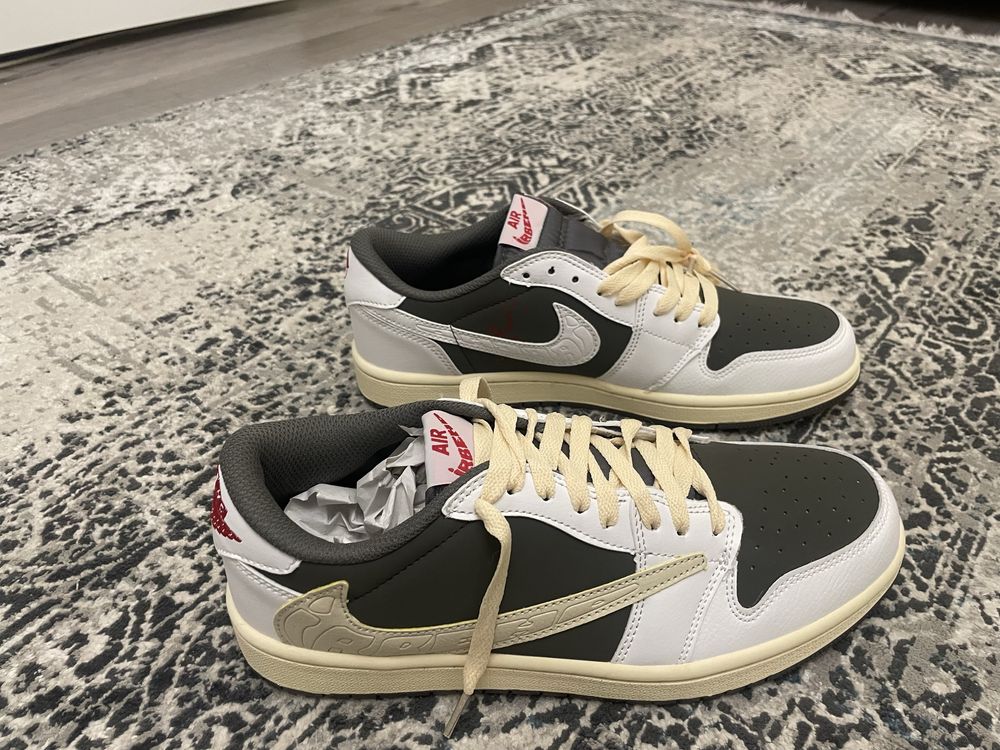 Nike Travis Reverse Mocha