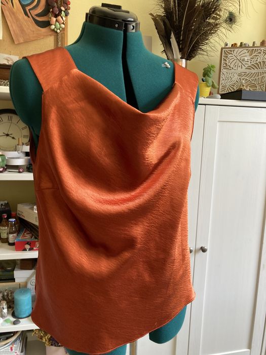 Top elegant M/L caramiziu lucios