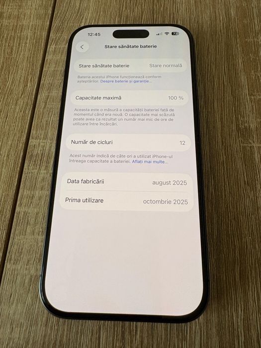 Vand iphone 17 256gb ca nou