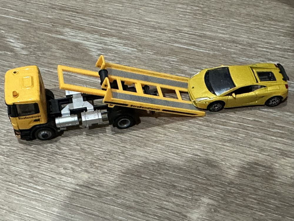 Camion platforma CARARAMA auto Scania 1:87