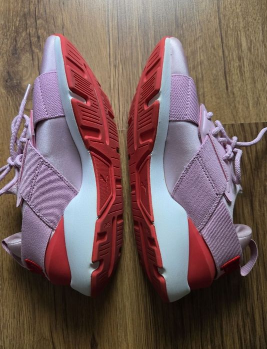 Puma muse, Karl Lagerfeld, Armani Exchange джапанки и маратонки