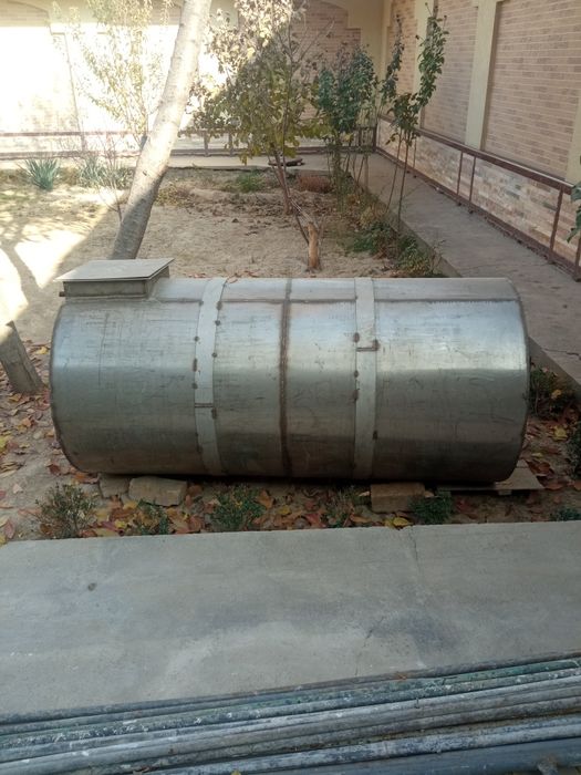 Нержавейка бочка сотлади 1.9 тоннали