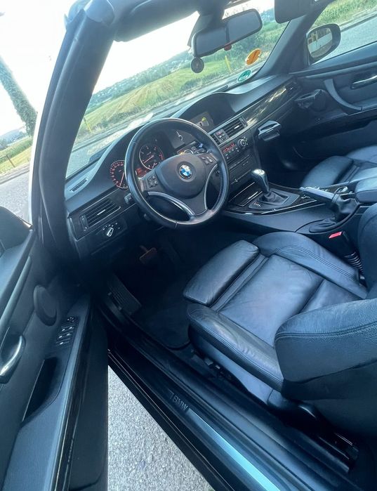 BMW Seria 3  E93 
2.0 Preț negociabil Unic p