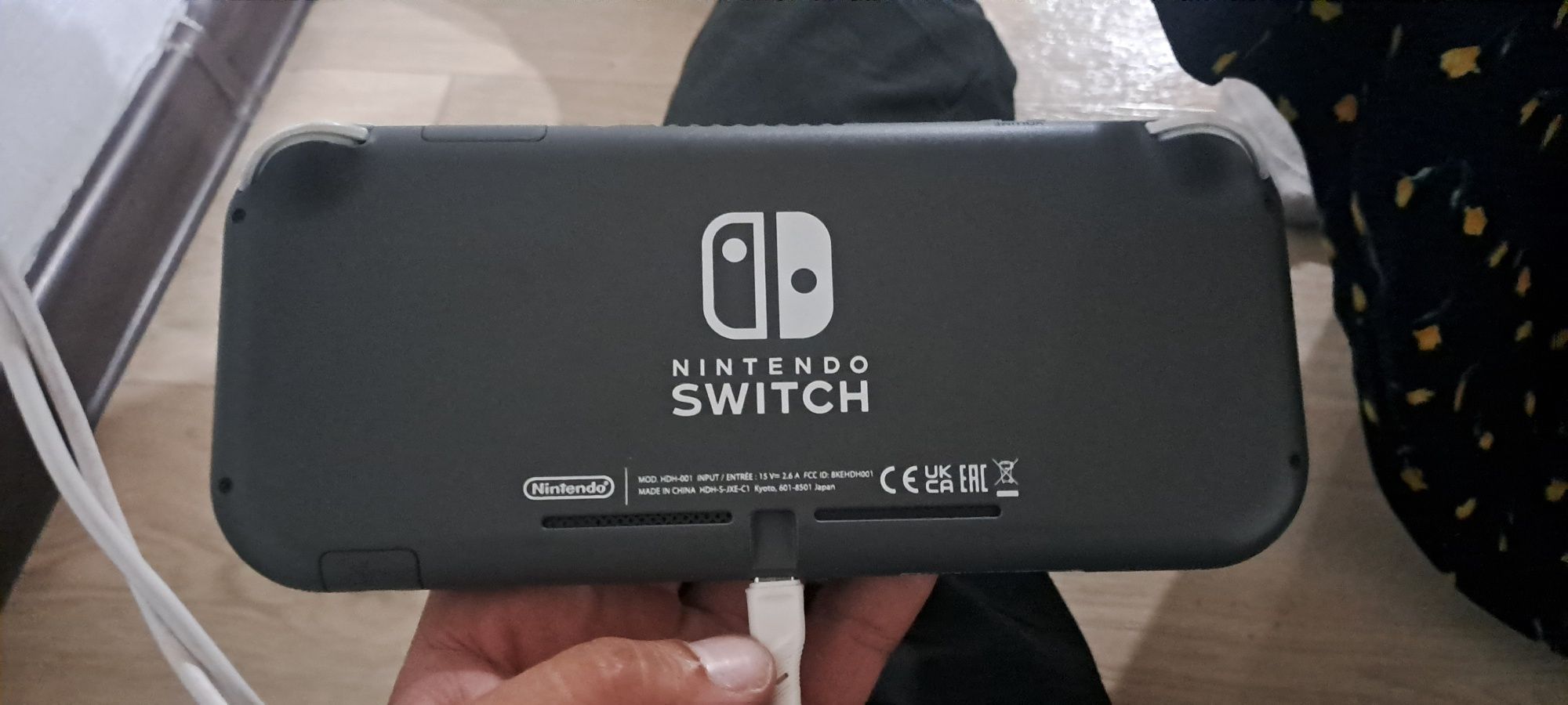 Nintendo switch lite 128 g