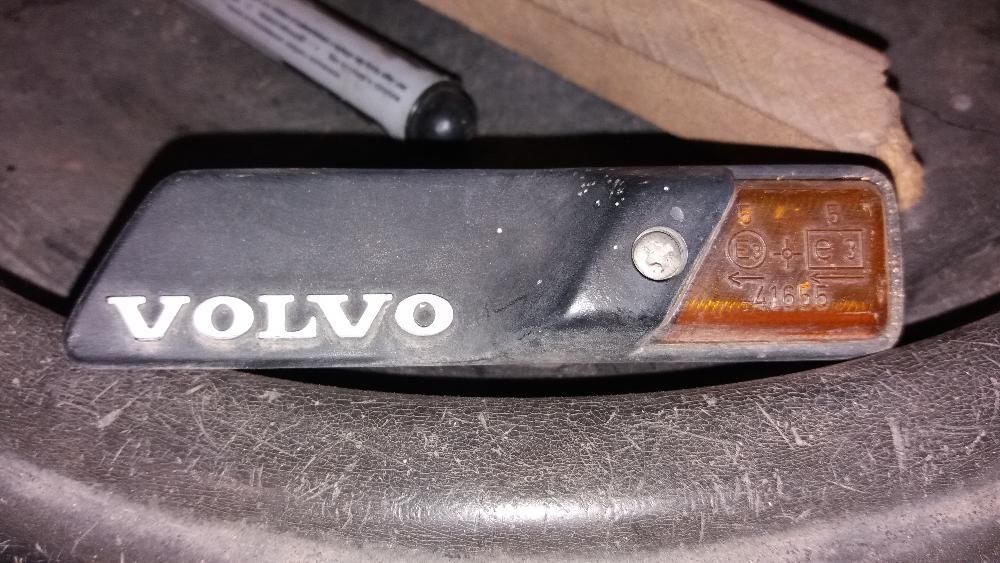 Мигач за Volvo 440