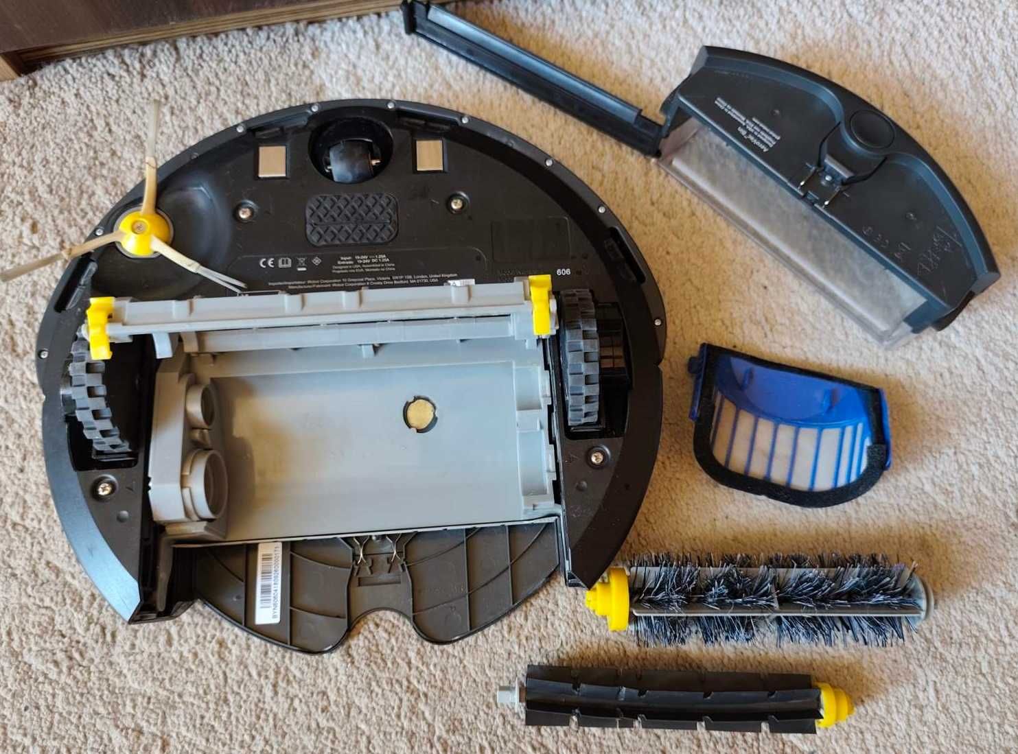 Прахосмукачка робот iRobot Roomba 606 - нова - тествана еднократно