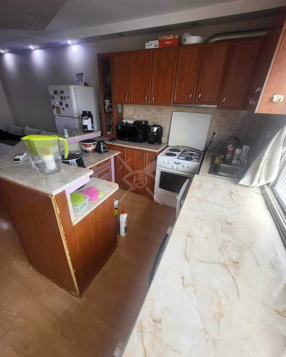 Продава се Тристаен апартамент в Бургас, Меден рудник - зона В - 65 кв.м за 1462 €/кв.м - Снимка #1