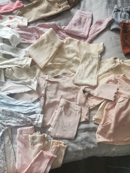 Лот бебешки дрехи за момичета 74 и 80 размер