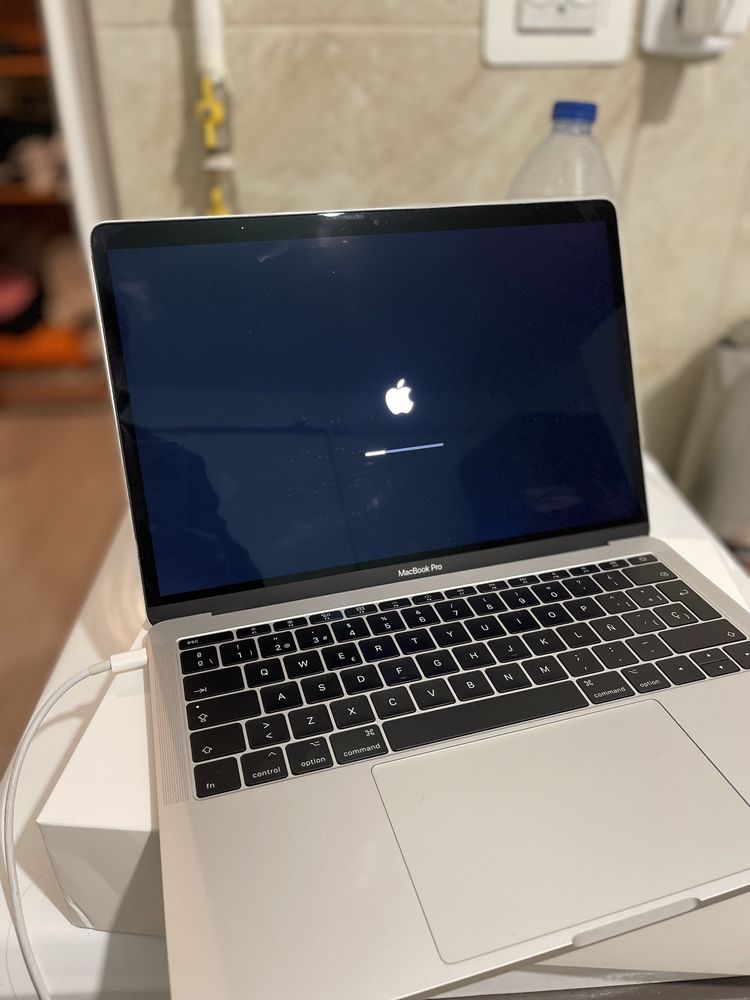 MacBook pro 13 1 Tb ssd 2 thunderbolt