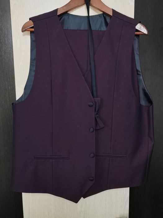 Costum bărbătesc Daspi.