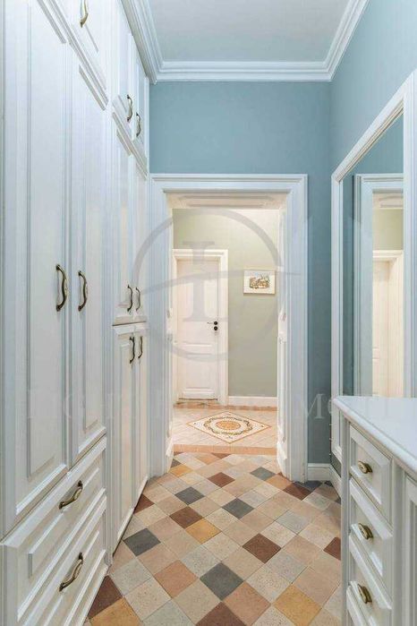 Продава се Двустаен апартамент в Пловдив, Център - 55 кв.м за 2946 €/кв.м - Снимка #8