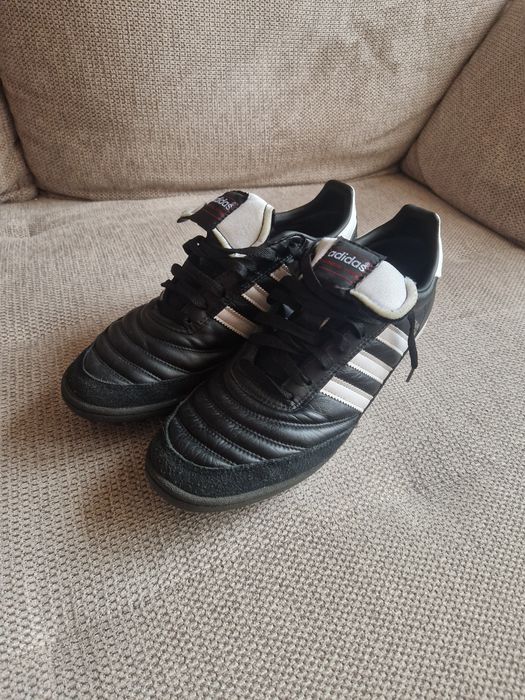 Adidas Mundial - стоножки 44 2/3