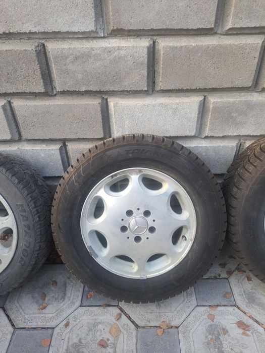 Продам в отличном состоянии Шины с дисками