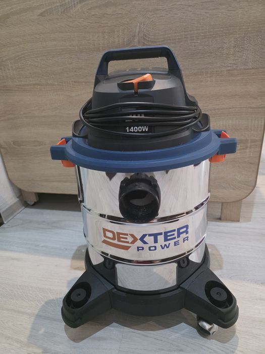 Vând aspirator dexter