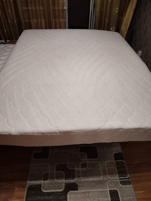 Матрац 160*200 б/у в хорошем состоянии