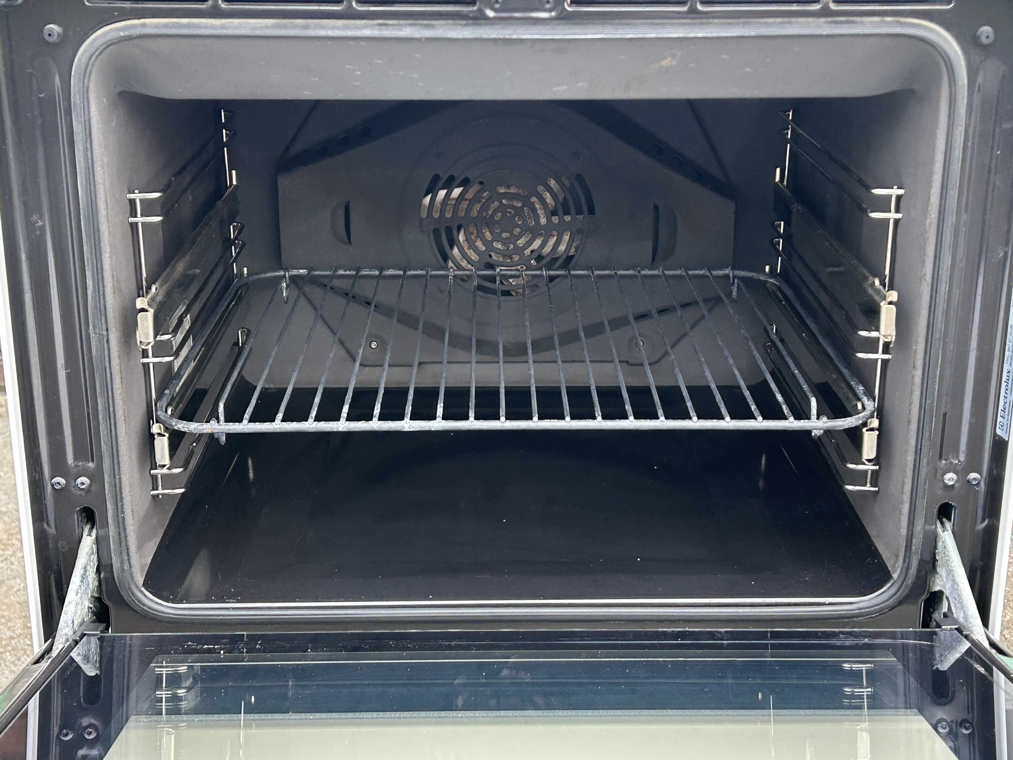 Готварска печка Voss Electrolux ELK42020-hv