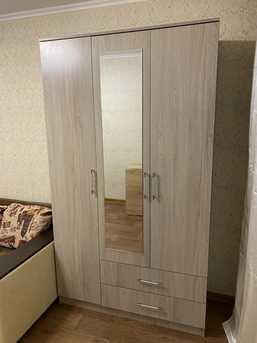 Шкаф в спальный