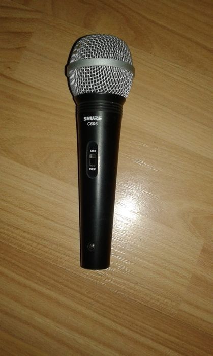Microfon profesional Shure