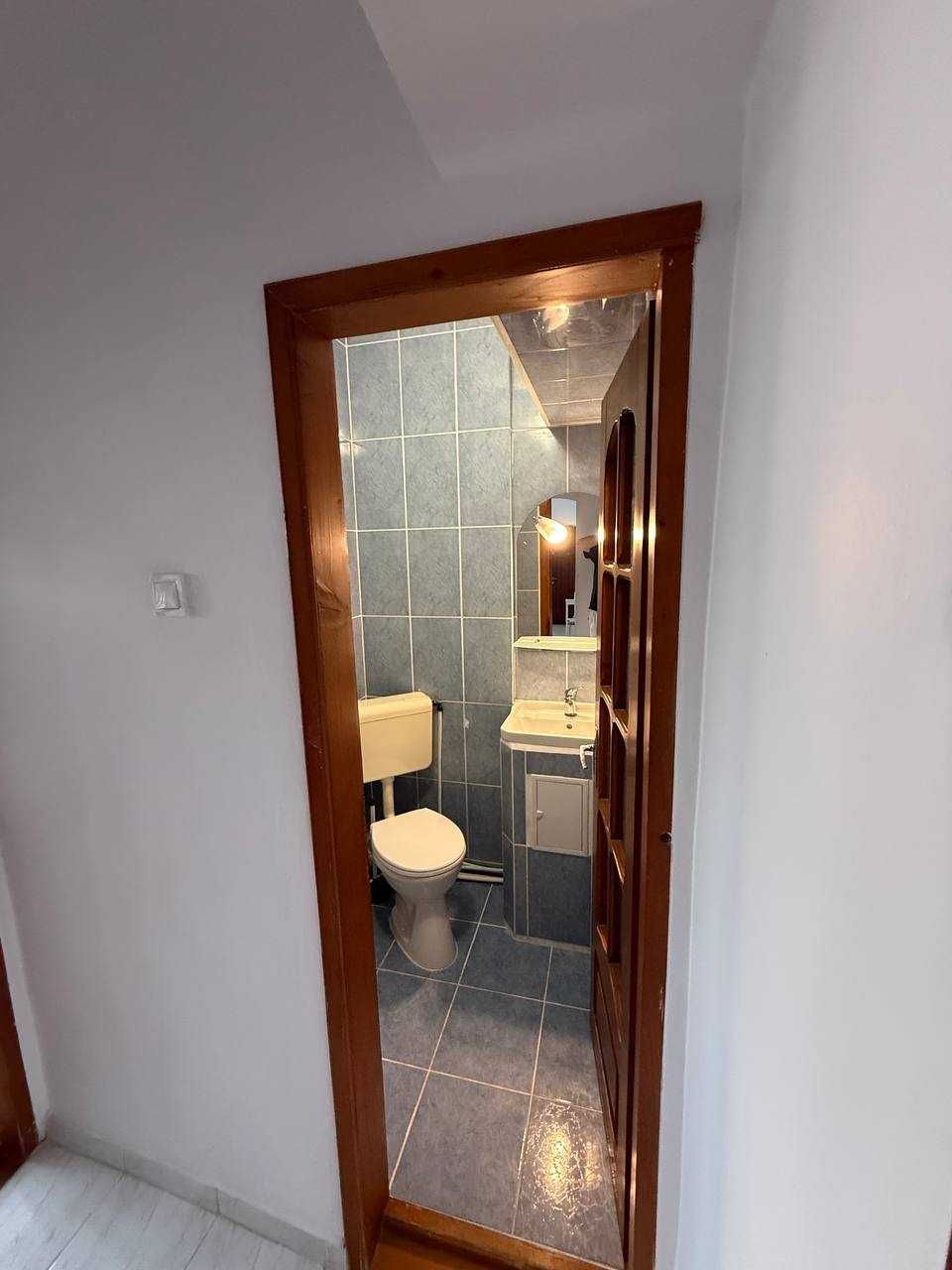 Închiriere apt 3 camere 2 băi Ultracentral Bacău Parcul Trandafirilor