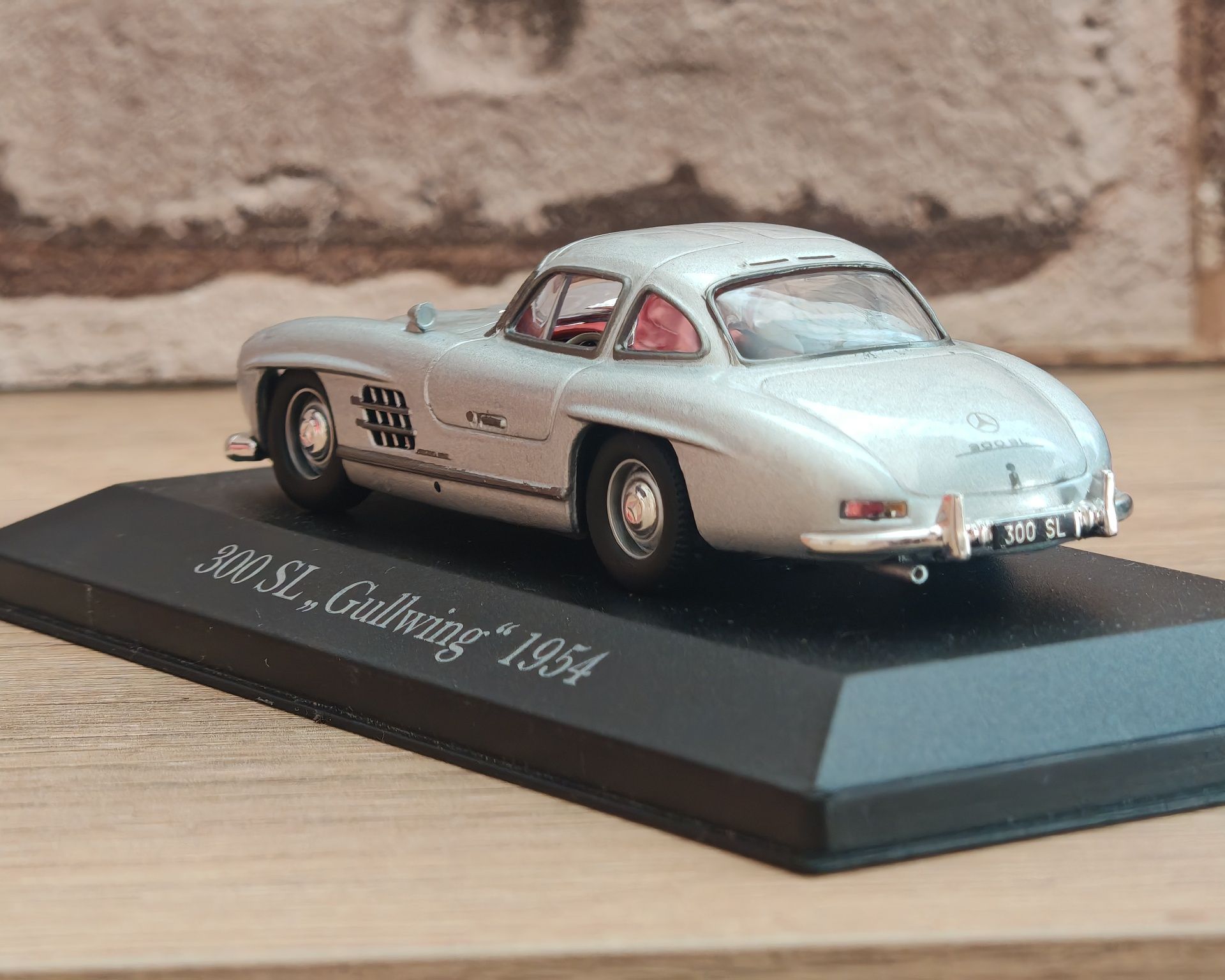 Колекционерски модел Mercedes-Benz 300 SL "Gullwing" (1954) 1:43