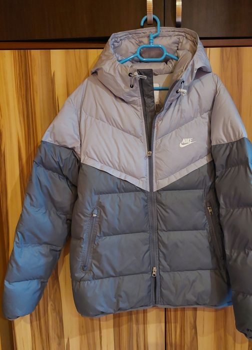 Nike яке с гъши пух Мр.