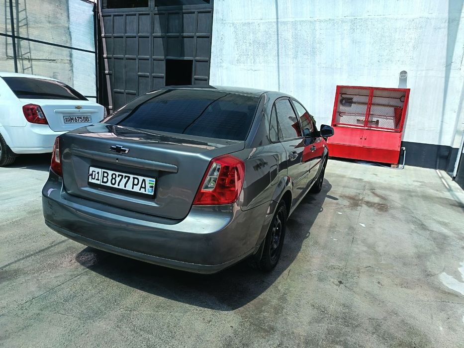 Gentra 2015 yil 210.000 prabeg 7400