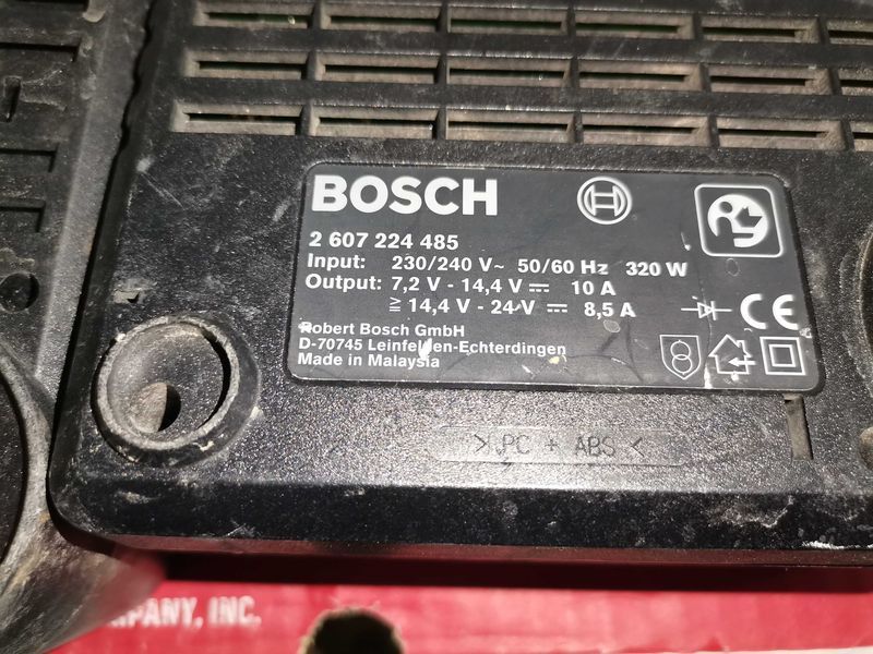 Зарядно - Bosch AL15FC 2498