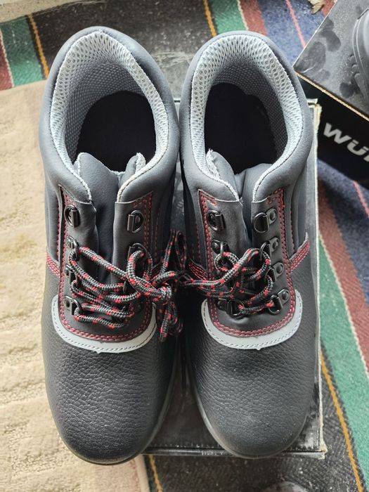 Зимни и летни Работни обувки