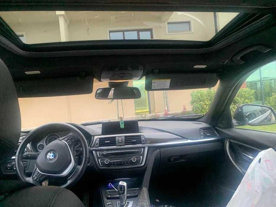 BMW F30 - AUTOM, HARMAN ,TRAPA, PIELE -Plafon NEGRU 184 CP-Luxury Line