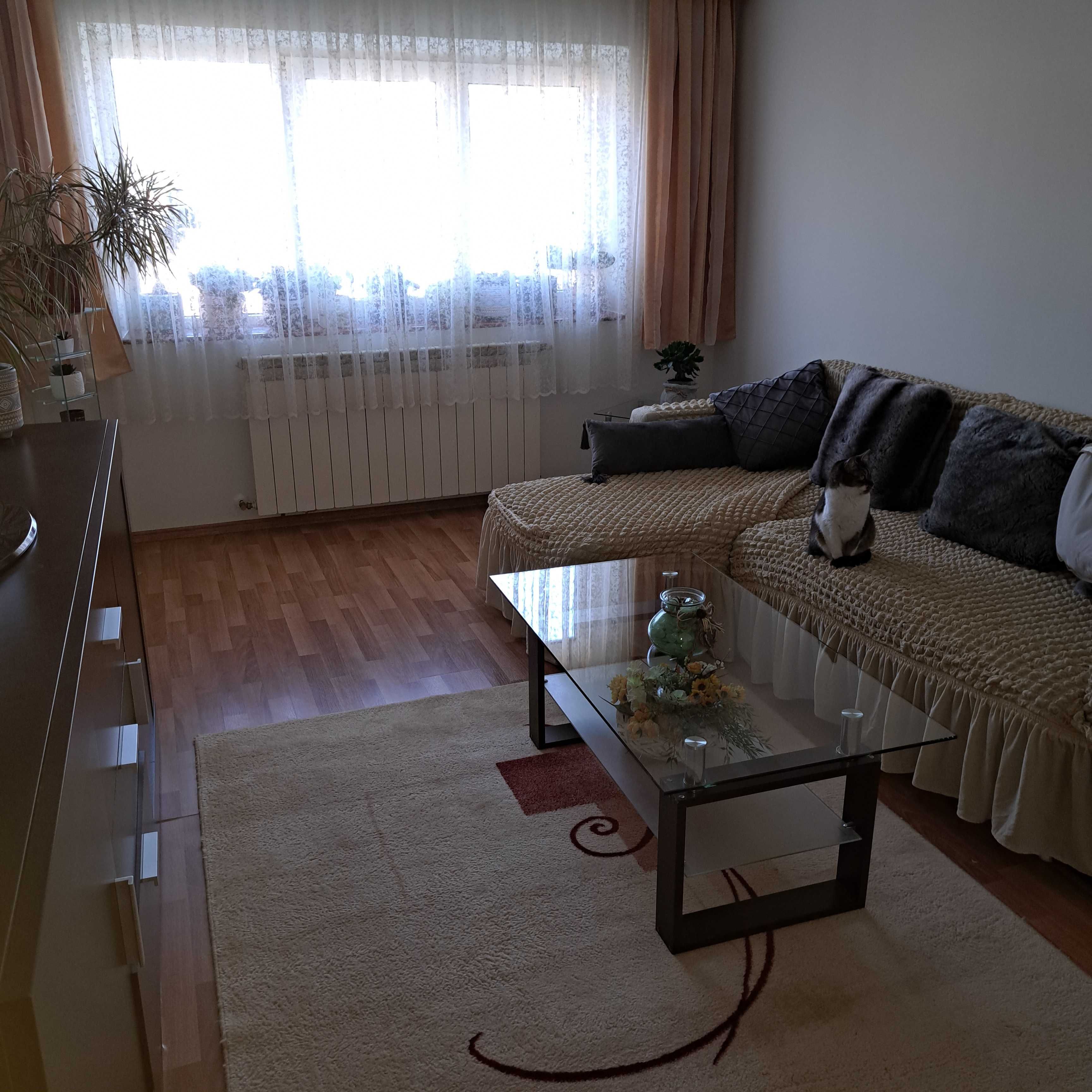 Apartament 3 camere vânzare