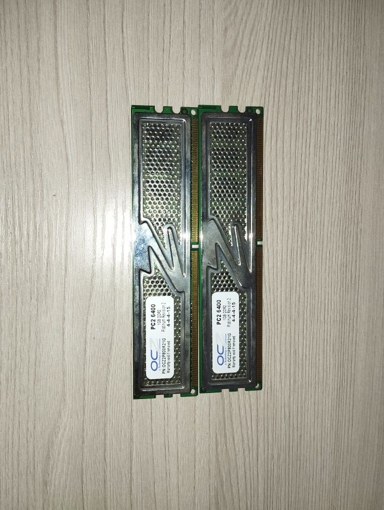 OCZ Platinum revision 2 по 1GB каждый