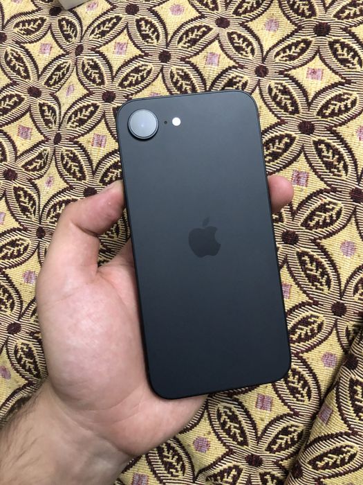 iPhone 16e 256gb 100%