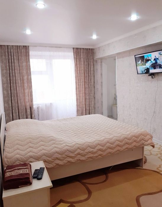 Сдам 1ком квартира почасам и посуточно в районе Евразии