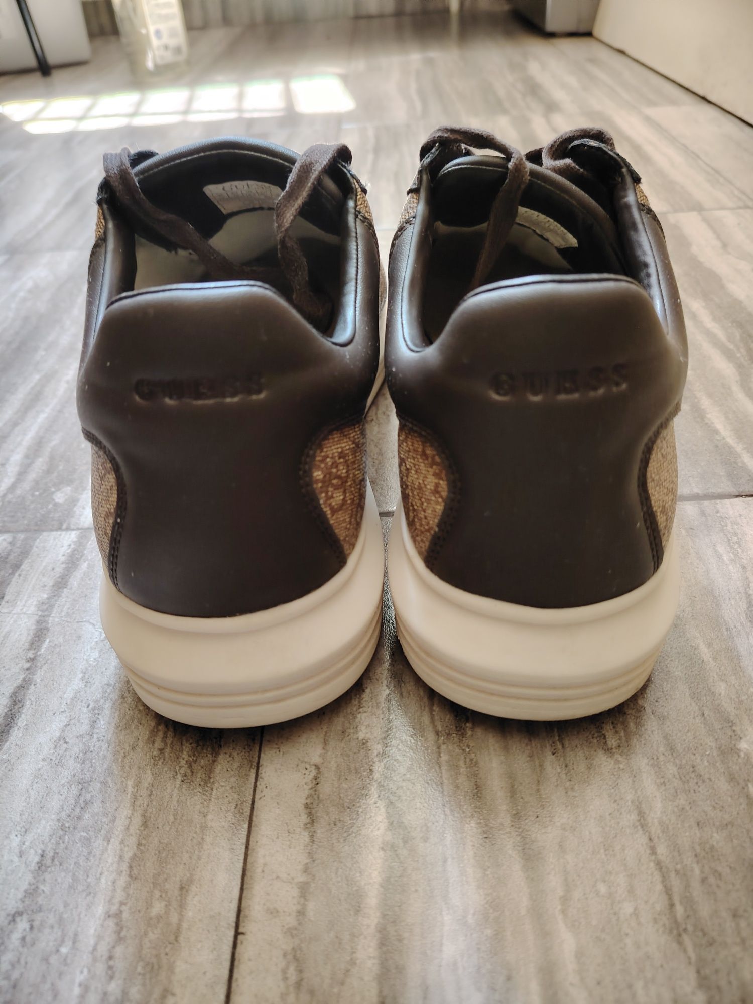 Pantofi Guess bărbați măsură 46