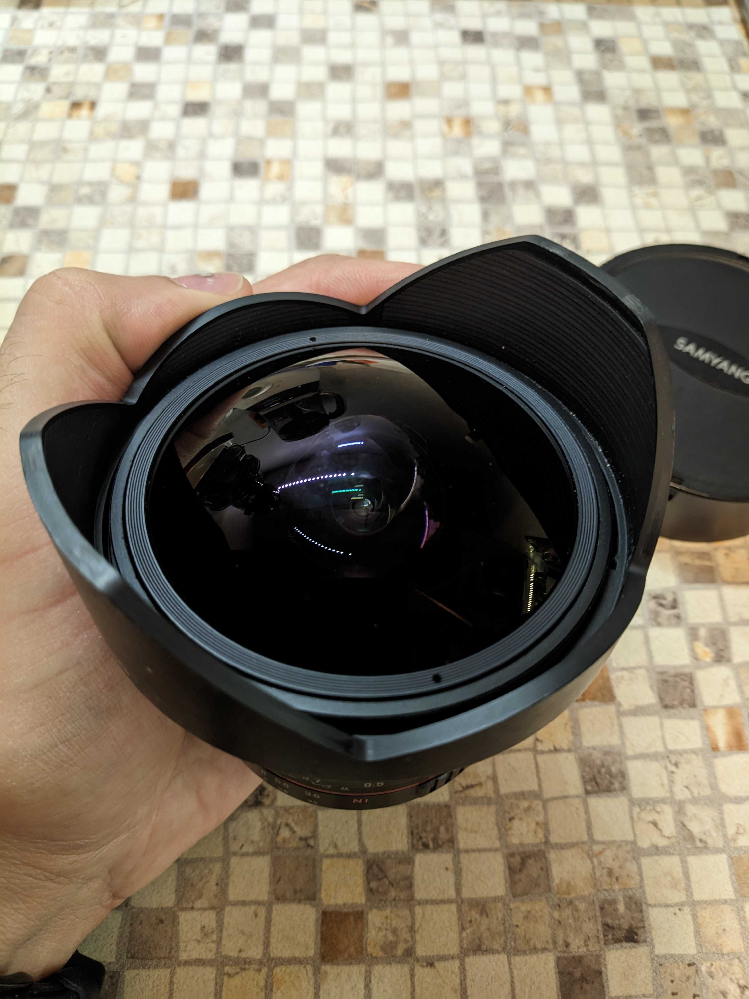 Обектив Samyang 8mm F3.5 UMC Fish-Eye CS II за Nikon