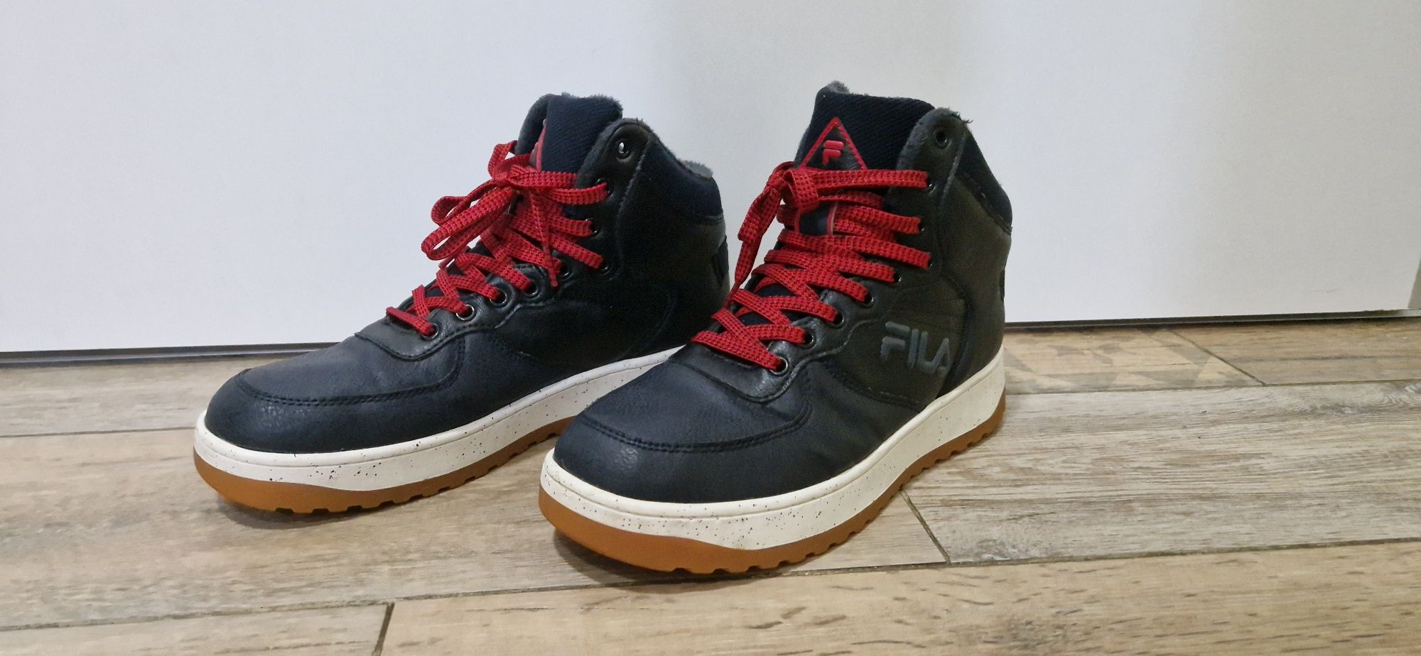 Ghete fila nr 43