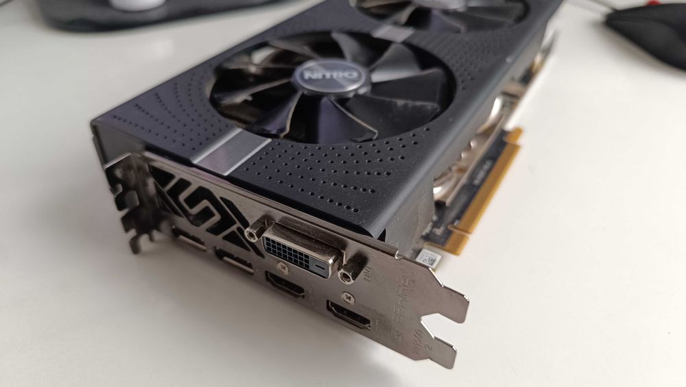 видеокарта Sapphire Radeon RX 580 NITRO+ 4GB GDDR5